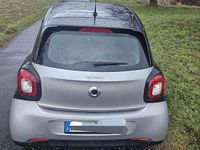 Gebraucht Smart ForFour Passion 71 PS (52 kW) 2016 Silber Kleinwagen