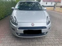 Gebraucht Fiat Punto 77 PS (56 kW) 2012 Grau Kleinwagen