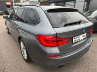 Gebraucht BMW 520 Sport Line 190 PS (139 kW) 2019 Blau Kombi