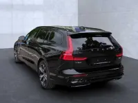 Gebraucht Volvo V60 145 PS (106 kW) 2024 Kombi