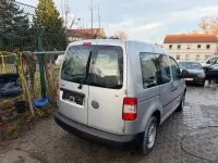 Second-hand VW Caddy 102 CP (75 kW) 2007 Argintiu Monovolum