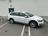 Gebraucht VW Golf Alltrack 184 PS (135 kW) 2019 Weiß Kombi