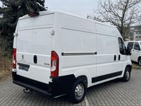 Gebraucht Peugeot Boxer 165 PS (121 kW) 2019 Weiß Van