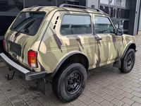 Gebraucht Lada niva 83 PS (61 kW) 2019 Camouflage SUV
