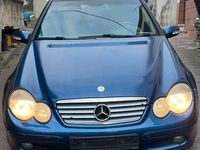 Usata Mercedes C230 197 CV (144 kW) 2001 Blu Utilitaria