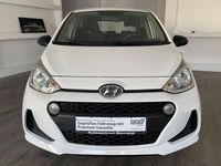 Gebraucht Hyundai i10 Classic 67 PS (49 kW) 2017 Weiß Kleinwagen