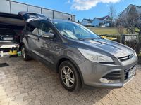 Gebraucht Ford Kuga Titanium 140 PS (102 kW) 2014 Grau SUV