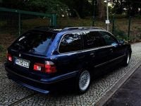 Gebraucht BMW 525 192 PS (141 kW) 2002 Blau Kombi