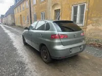 Używany Seat Ibiza 86 KM (63 kW) 2003 Zielony Hatchback
