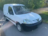 Gebraucht Peugeot Partner 69 PS (50 kW) 2005 Weiß Van / Kleinbus