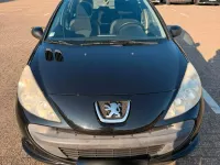 Gebraucht Peugeot 206 73 PS (53 kW) 2011 Schwarz Limousine