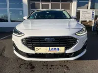 Gebraucht Ford Focus Titanium 125 PS (91 kW) 2023 Weiß Limousine