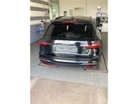 Gebraucht Audi A4 Advanced 163 PS (119 kW) 2021 Mythosschwarz metallic Kombi