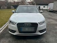 Gebraucht Audi A3 Ambition 125 PS (91 kW) 2013 Weiß Limousine