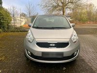 Gebraucht Kia Venga 90 PS (66 kW) 2013 Grau Kleinwagen