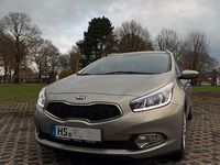 Gebraucht Kia Ceed Sportswagon Vision 135 PS (99 kW) 2013 Grau Kombi