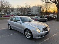 Gebraucht Mercedes E220 170 PS (125 kW) 2009 Silber Limousine