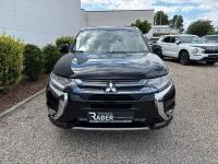 Gebraucht Mitsubishi Outlander P-HEV Plus 121 PS (88 kW) 2017 Schwarz SUV