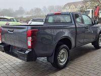 Neu Isuzu D-Max 163 PS (119 kW) 2026 Grau Pickup