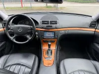 Używany Mercedes E280 Elegance 190 KM (139 kW) 2008 Czarny Sedan/Limuzyna