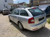 Gebraucht Skoda Octavia Ambiente 105 PS (77 kW) 2009 Silber Kombi