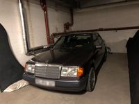 Gebraucht Mercedes 200 72 PS (52 kW) 1993 Andere farben Limousine