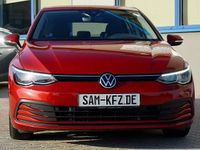 Gebraucht VW Golf VIII 131 PS (96 kW) 2021 Rot Limousine