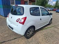 Second-hand Renault Twingo Expression 75 CP (55 kW) 2013 Alb Hatchback