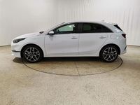 Gebraucht Kia Ceed Style 140 PS (102 kW) 2025 Cararraweiss Kleinwagen