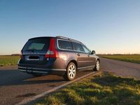 Gebraucht Volvo V70 136 PS (100 kW) 2013 Blau Kombi