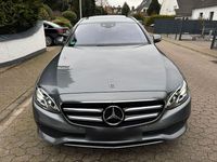 Gebraucht Mercedes E220 194 PS (142 kW) 2019 Grau Kombi
