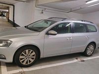 Gebraucht VW Passat Comfortline 140 PS (102 kW) 2012 Grau Limousine