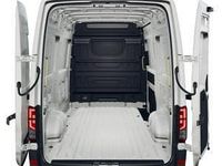 Neu VW Crafter 140 PS (102 kW) 2025 Weiß (candyweiß) Van