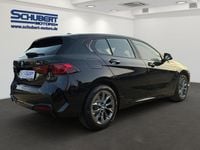 Neu BMW 116 122 PS (89 kW) 2026 Black sapphire metallic Kleinwagen