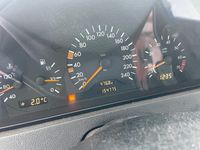 Second-hand Mercedes C180 122 CP (89 kW) 1998 Argintiu Berlinǎ