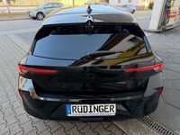 Gebraucht Opel Astra 131 PS (96 kW) 2025 Schwarz Limousine