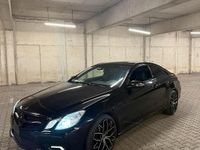 Gebraucht Mercedes E350 AMG 231 PS (169 kW) 2010 Schwarz Coupé