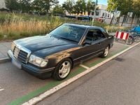 Gebraucht Mercedes E320 220 PS (161 kW) 1993 Schwarz Coupé