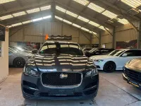 Gebraucht Jaguar F-Pace Portfolio 179 PS (131 kW) 2019 Grau SUV