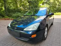 Gebraucht Ford Focus 115 PS (84 kW) 2001 Blau Kleinwagen