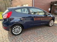 Gebraucht Ford Fiesta 60 PS (44 kW) 2015 Blau Kleinwagen