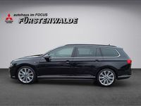 Gebraucht VW Passat R 200 PS (147 kW) 2023 Schwarz Kombi