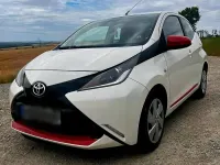 Gebraucht Toyota Aygo 69 PS (50 kW) 2017 Weiß Kleinwagen