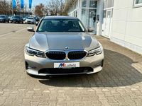 Gebraucht BMW 318 Advantage 156 PS (114 kW) 2022 Oxidgrau ii Limousine