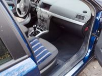 Gebraucht Opel Astra Sport 105 PS (77 kW) 2007 Blau Limousine