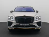 Gebraucht Bentley Bentayga 650 PS (478 kW) 2025 Extreme silver satinby mullin SUV