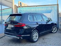Gebraucht BMW X7 Performance 352 PS (258 kW) 2023 Black sapphire SUV