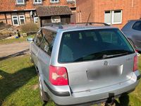 Gebraucht VW Passat 115 PS (84 kW) 2004 Silber Kombi