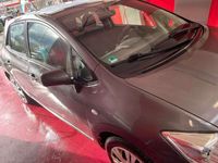 gebraucht Toyota Auris 1.6 VVT-i Luna