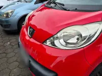 Gebraucht Peugeot 107 50 PS (36 kW) 2008 Rot Kleinwagen
